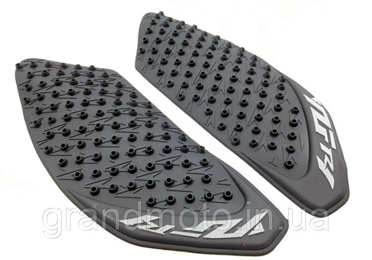 Гумові наклейки накладки на боковини бака Yamaha YZF R1 09-10-11-12-13-14