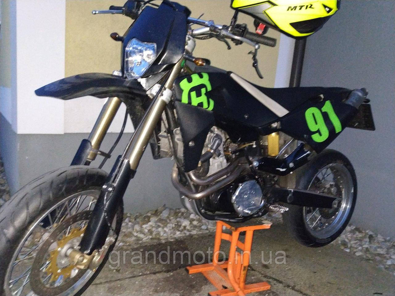 Обтікач,  обтекатель, морда, фара мотоцикла кросового KTM