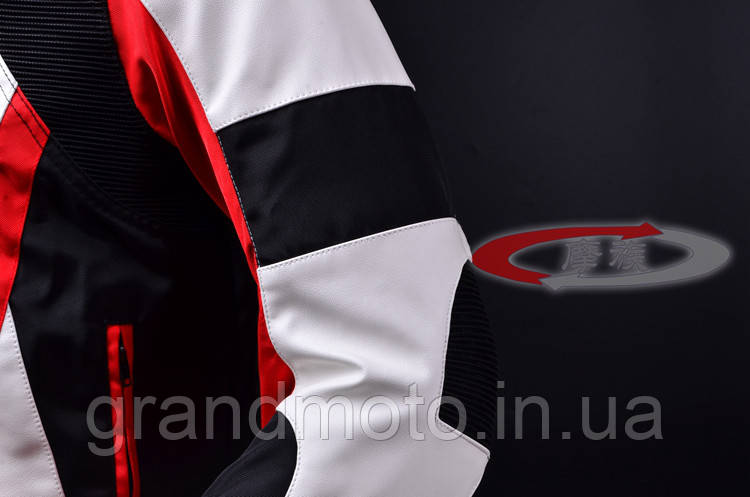 Мотокуртка з гобом Dainese розмір М.