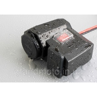 Прикуриватель вольтметр на руль/зеркало мотоцикла на 2 USB